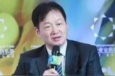 “河南首富”秦英林：辞掉公务员，带老婆回农村养猪，22头猪起家图片