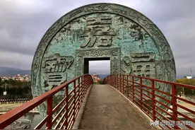 全国最“炫富”的地方，遍地是铜钱的身影，体会掉钱眼的奇妙感觉图片