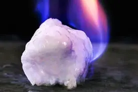 摆脱美国石油垄断，中国可燃冰再创纪录，1000年不愁能源消耗图片