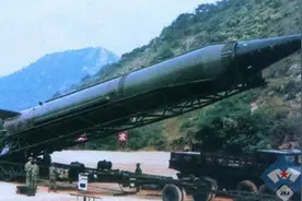 土豪沙特买导弹 中国：东风-3适合你 沙特：1亿美元一枚图片