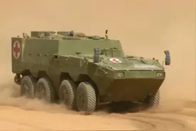 解放军新型高原两栖装甲救护车曝光：时速100公里，防弹还防核生化武器图片