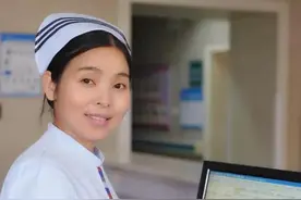 患者老两口拿她当自家姑娘看，郑州一护士被亲切的唤作“四妞”图片