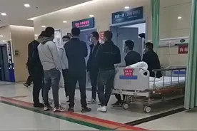 陕西一男子不幸重病住院，几个好兄弟1小时凑出50万：患难见真情图片