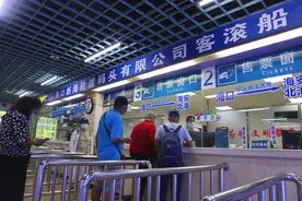 海口到北海的轮船，一个房间住了60个人，这一夜太刺激了图片