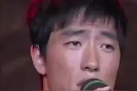 刘翔 演唱 周华健 的经典老歌《风雨无阻》，唱功不错哟图片