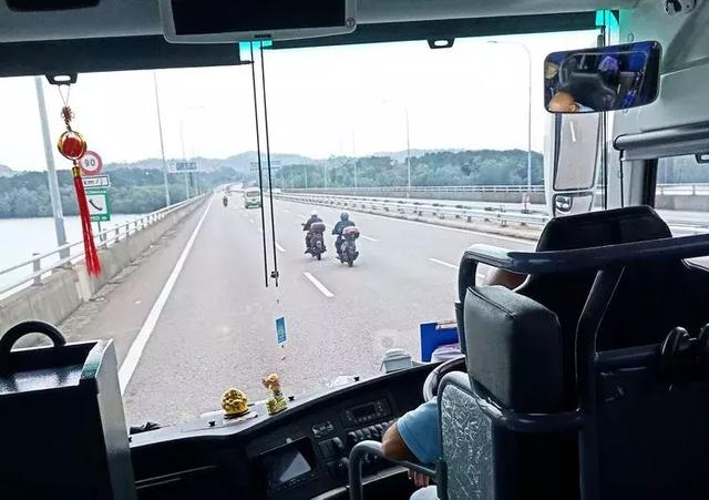 文苑 | 醉游“泰、新、马”三国