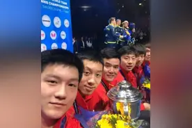 国际乒乓球日将至，国乒五虎将签名表达抗疫祝福，看都写了啥！图片