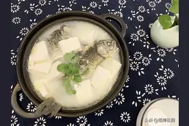 不管炖什么鱼，都不要加这“2种调味料”，做不对鱼汤又腥又难喝图片