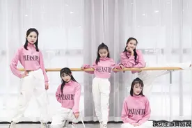 舞蹈生压腿的重要性你知道是什么嘛？经常会听到这几句话图片