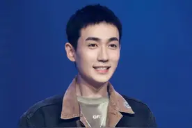 朱一龙重启主创见面会上，被问到想演什么角色，居然说想演灰太狼图片