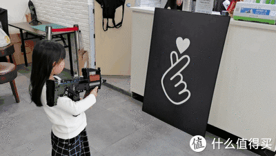 积木评测：吃鸡空投步木仓：Groza是最强吃鸡神器？