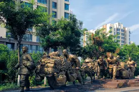 太诡异了！天津某园区深夜惊现“百鬼穿行”？天津网友：地府啊图片