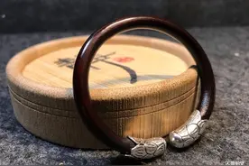 手上戴鸡血藤的好处，你知道有哪些吗？图片