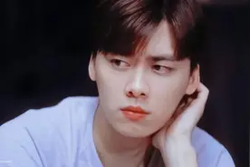 李易峰的“热心肠”撕开了多少明星的遮羞布图片