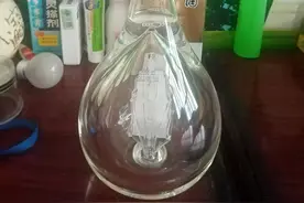 五粮液“一帆风顺”酒图片