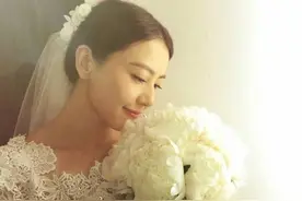 女星婚礼的手捧花，张馨予的简约用心、刘诗诗的白玫瑰奢华图片