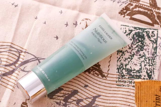 热门人气洗面奶测评，没想到真正好用的洗面奶护肤品居然是它？