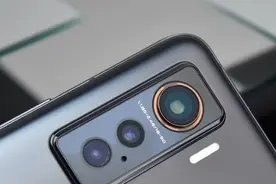 iQOO5评测：一款没有明显短板的“水桶”机图片