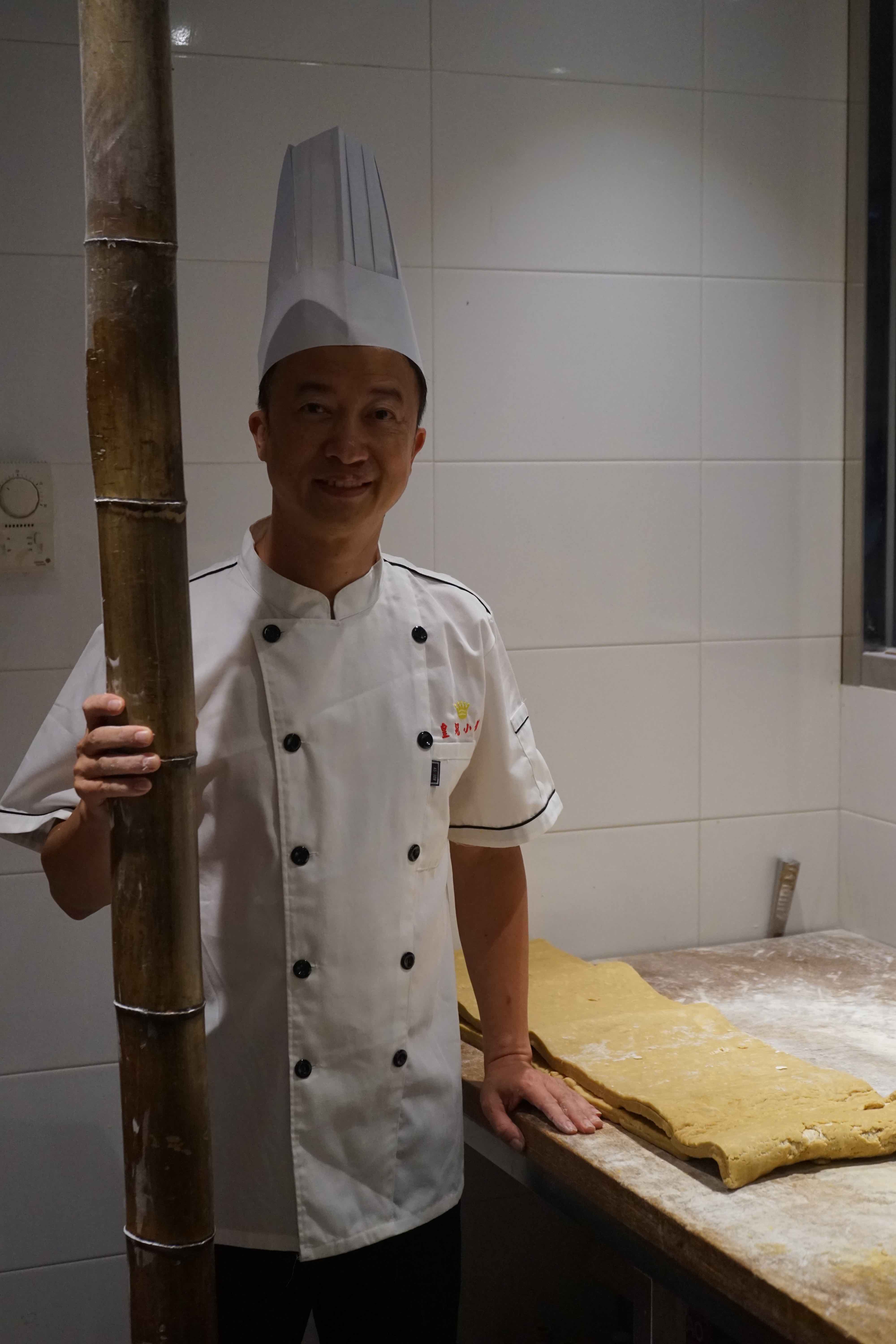 顺溜刀削面西红柿卤做法 “老巷烟火繁华”系列报道12 顺溜削面: 一口香滑 满心欢喜 顺溜刀削面西红柿卤做法 “老巷烟火繁华”系列报道12 顺溜削面: 一口香滑 满心欢喜