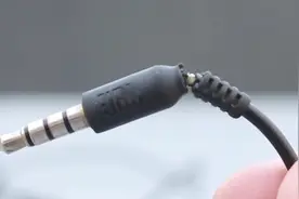 耳机接口坏了怎么办？手把手教你免费换接头，一学就会！视频封面