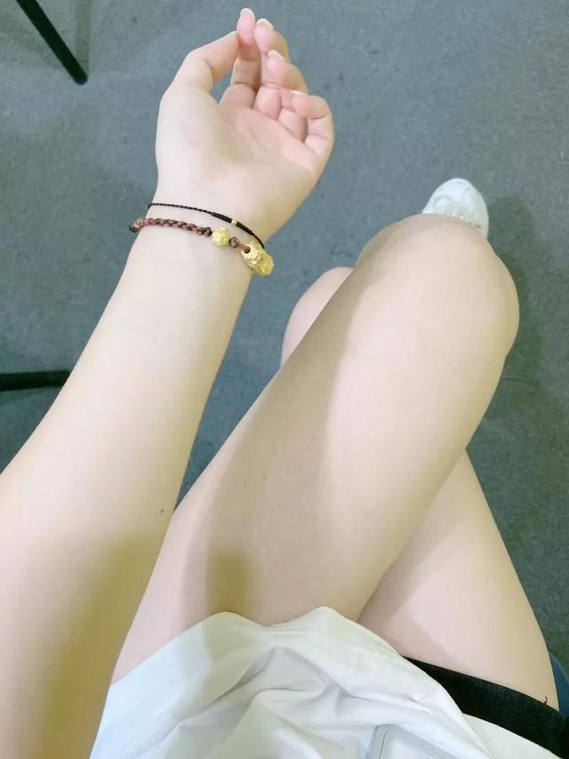 双腿皮肤像鸡皮