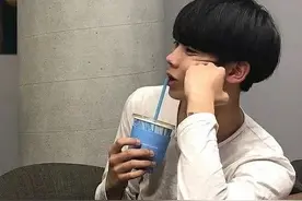 如果一个男生不喜欢你，会给你分享他在干些什么吗？图片