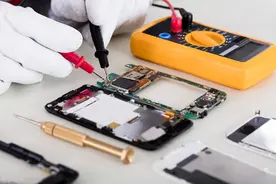 慈溪老板真会赚钱：3个人，6台注塑机，一年能赚200万图片