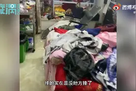 6旬大爷买上千件衣服挂满屋，儿子：好像恢复青春，一天搭配一套图片
