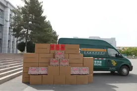 宠爱满满！高原官兵收到“暖心”大礼包图片