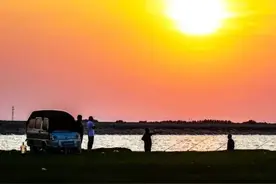生态白城！天人和谐共享草原盛景，骏马驰骋奔出幸福查干图片