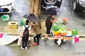 最美撑伞女孩！必须让大家看看你做了什么图片