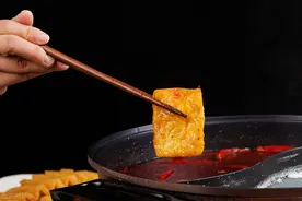 常吃辛辣会导致宫寒？月经不调更要注意饮食，爱辣人士多留心图片
