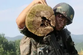 震撼！这就是中国军人的眼神！图片