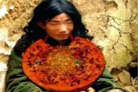河南第一懒人，脚不沾地，吃饭靠喂，23岁直接“懒死”在家中图片