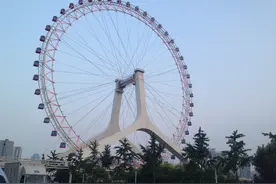 天津最高摩天轮——天津之眼图片