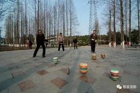 郭进拴｜打碟遛图片