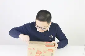 苹果iPad 6开箱评测，这个9.7寸电脑，买了真亏了吗？视频封面