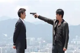 身背“大宝剑”，手持狼牙棒，中国武警为何爱上这些冷兵器？图片