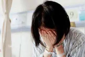 18岁女孩腹痛难忍，在医院厕所产下男婴，女孩：大姨妈每月都来图片