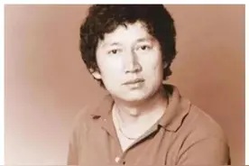 中国“最牛”保安，娶70岁美国富婆，继承巨额资产后选择高调回国图片