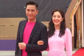 TVB2022年节目巡礼：明星们的打扮有点土，但采访环节是真敢讲图片