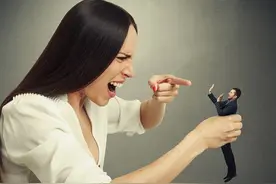 迷茫：老公朋友闹离婚，朋友老婆却对我老公说：“你开心了吧！”图片
