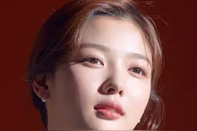 13岁入围百想大赏，17岁销声匿迹，韩国童星金裕贞有点不一样图片