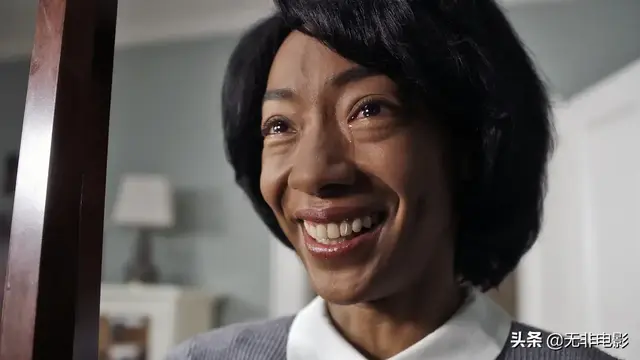 《逃出绝命镇》中你可能遗漏的10处精彩伏笔