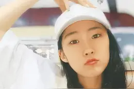 美女学霸被6所世界名校录取，看了她的成长，普通家庭更要拼爸妈图片