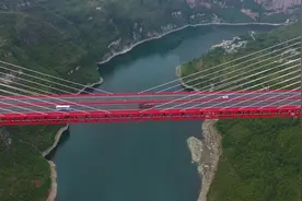 贵州时速300-350公里高铁有2条，1条已开通，另1条2023年底前建成图片