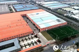 江苏金湖：一张蹦床闯世界 全球市场占七成图片