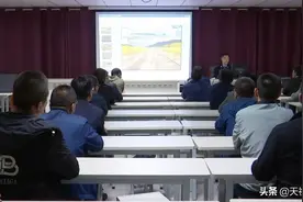 天祝县公安交警大队开展公交驾驶员文明交通安全培训图片