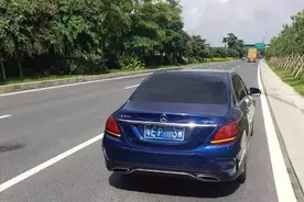 “六年免检”不等于“不用检”，竟有这么多司机不懂！快看你的行驶证！图片