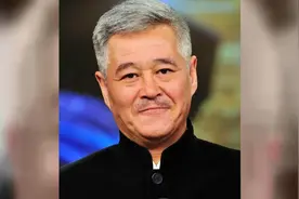赵本山回应"网传移民加拿大"图片